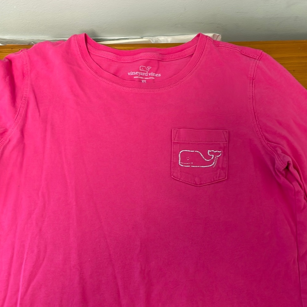 Vineyard Vines Long Sleeved tee Small